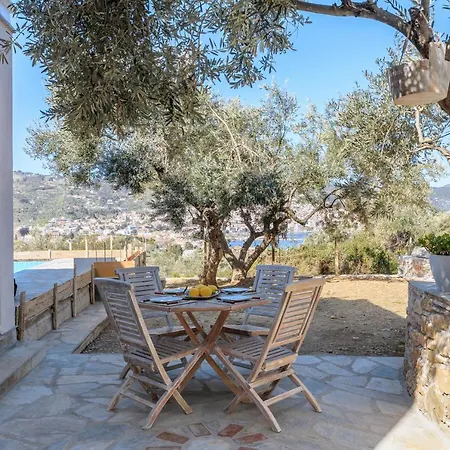 Revenio Villa Skopelos Town